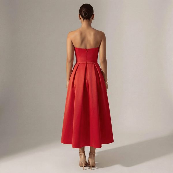 Trägerloses Midikleid – Elegantes ausgestelltes Abendkleid