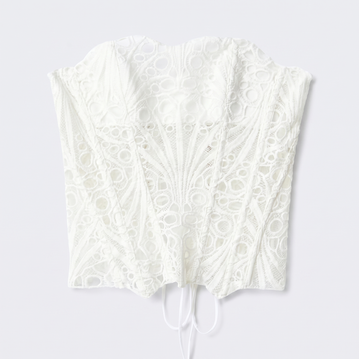 The White Lace Corset That Makes Every Outfit Look Expensive ✨