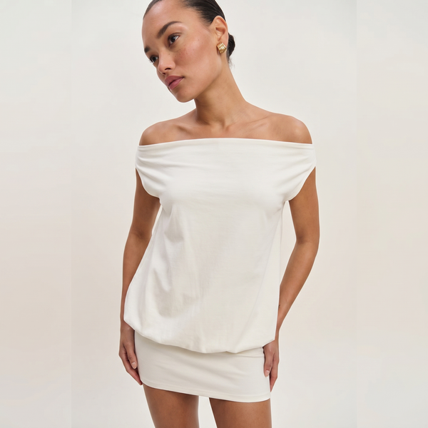 Elegant Off-Shoulder Minimalist Top – Chic Everyday Style